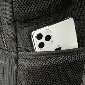 Zaino lunar Tucano di design per laptop 15,6" e Macbook 16"