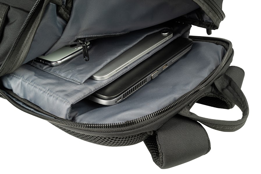 Zaino lunar Tucano di design per laptop 15,6" e Macbook 16" - immagine 14