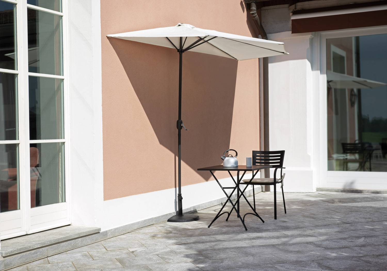 Mezzo Ombrellone Ø3 Manov Poli Ecru' Fusto Antr 1 Pz