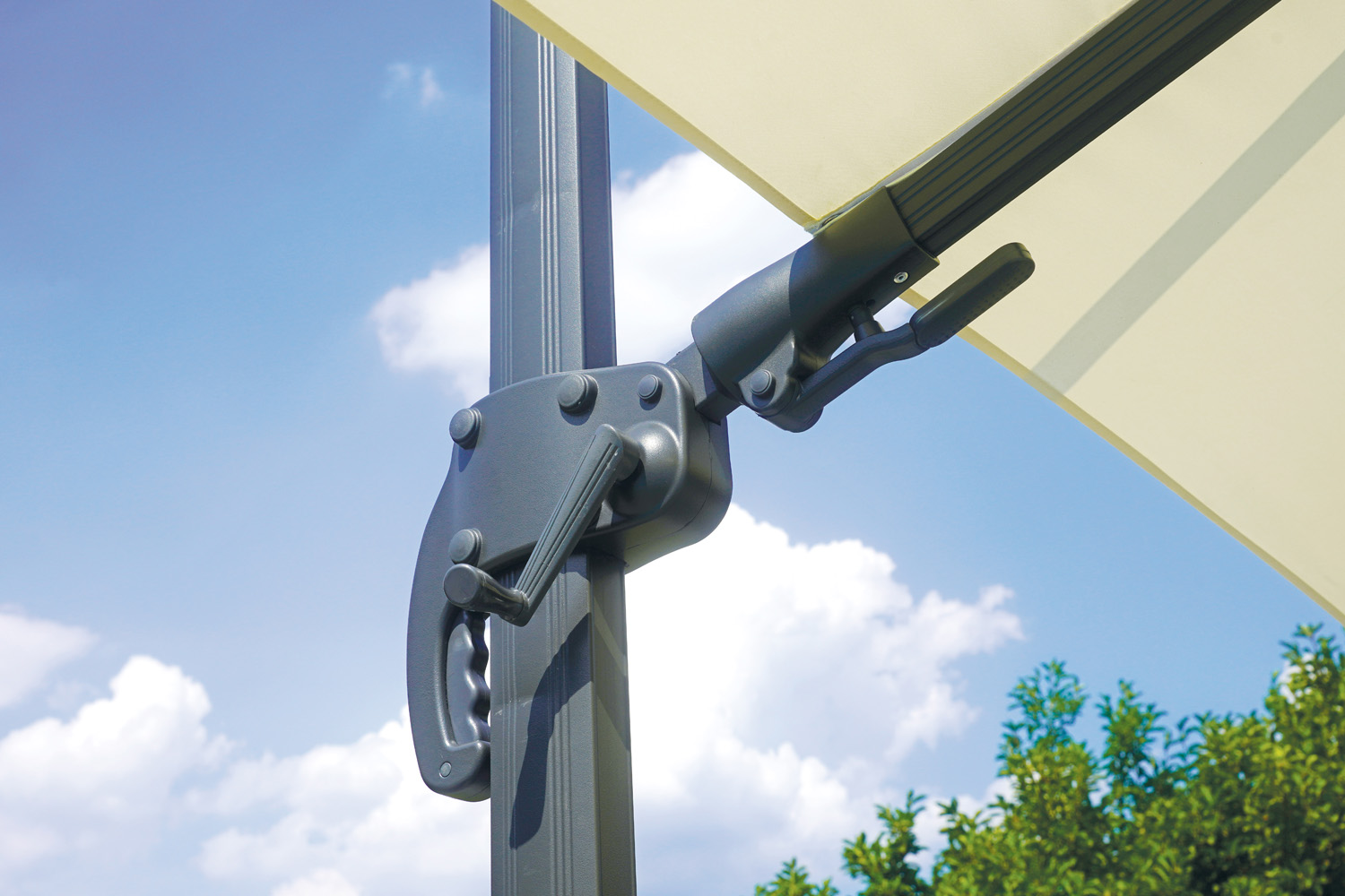 Ombrellone California 3X3 mezza base basculante Greenwood - immagine 2