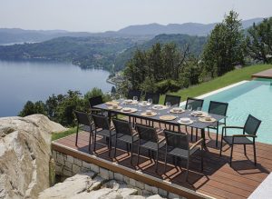 Tavolo Anzio - Allungabile  165/250 X 90 Cm - Piano A Doghe In Alluminio - Allungo Con Gambe Scorrevoli