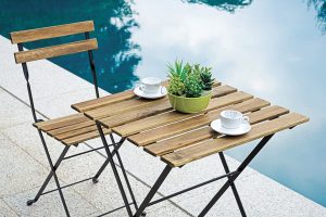 Set Bistrò In Ferro E Acacia Fsc Scura - 2 Sedie E Un  Tavolo 55X54 Cm 1 Pz
