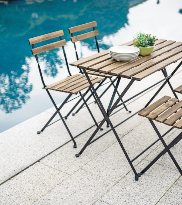 Set Bistrò In Ferro E Acacia Fsc Scura - 4 Sedie E Un  Tavolo 100X54 Cm 2 Pz