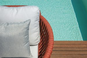 Set Maratea - Composto Da 2 Poltrone, Un Divano A Tre Posti - E Un Tavolino Piano In Ceramic Glass Effetto Cemento 110 X 60 X 40 Cm - Struttura In Alluminio  E Corda - Cuscini Sfoderabili  E Pillow Decorativi