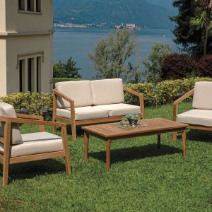 Set Riace - Composto Da 2 Poltrone, Un Divano A 2 Posti - Un Tavolino 120 X 60 X 45 Cm - In Legno Di Teak Fsc - Cuscini Ecrù