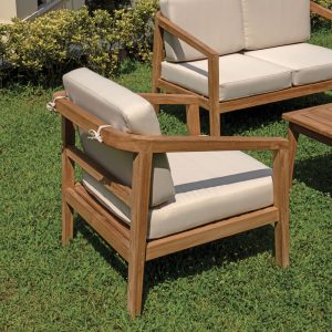 Set Riace - Composto Da 2 Poltrone, Un Divano A 2 Posti - Un Tavolino 120 X 60 X 45 Cm - In Legno Di Teak Fsc - Cuscini Ecrù