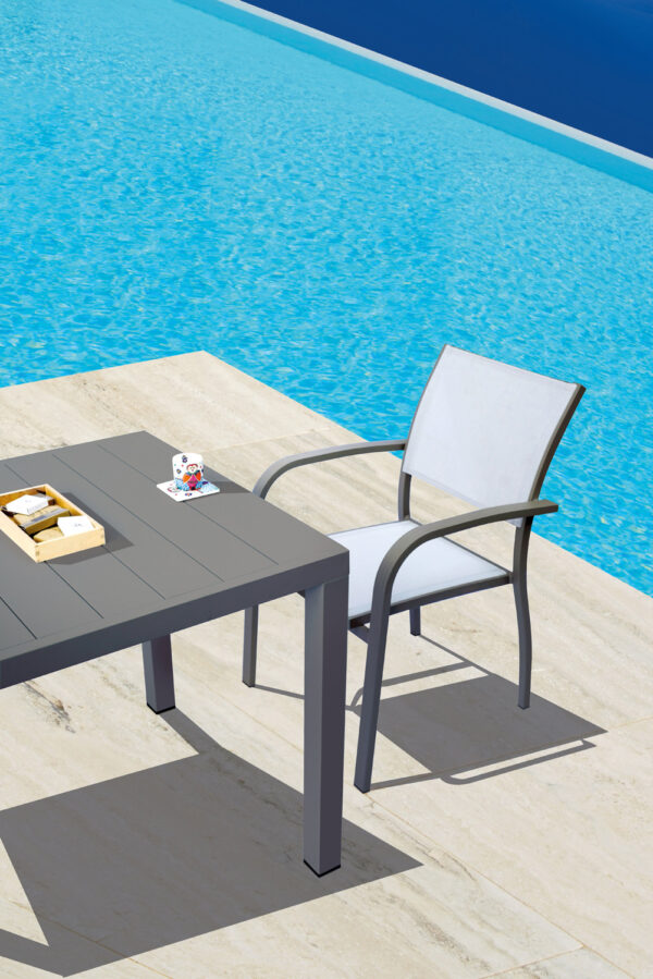 Tavolo San Vincenzo 80X80 Aluminio Colorato  Piano A Doghe