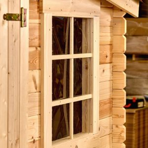 Casa Barone in abete rosso, assi da 28 mm.