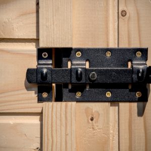 Casetta con pannelli in abete rosso da 16 mm. senza pavimento.