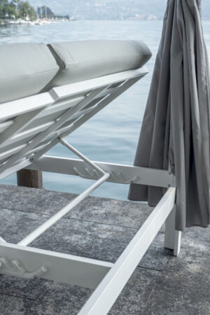 Daybed in alluminio e textilene Greenwood bianco