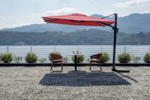 Ombrellone Firenze con palo laterale Greenwood 3x3