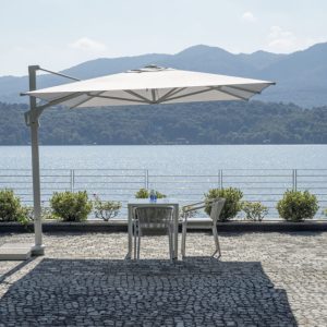 Ombrellone Firenze con palo laterale Greenwood 3x3