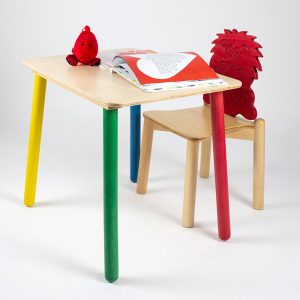 Tavolo singolo YO-YO Adex in legno di betulla con gambe colorate per scuola materna