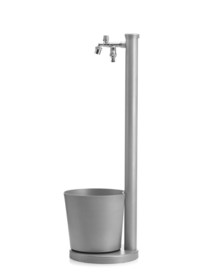 Fontana da esterno con vaschetta a due rubinetti Belfer