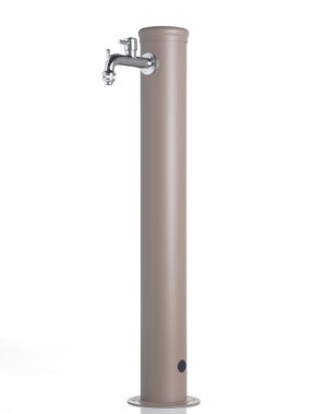 Fontana da esterno a un rubinetto Belfer in acciaio zincato